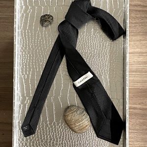 Calvin Klein Silk Woven Necktie